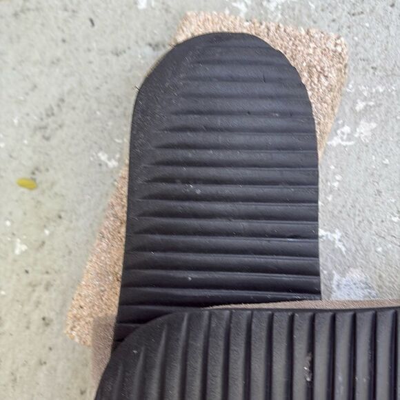 Mr P. Suede slides